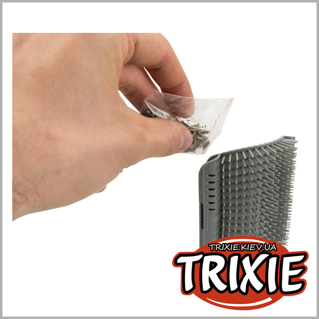 ТРИКСИ Украина - Массажная щетка с креплением на угол Trixie Corner Massage Brush (8*13см, серая)