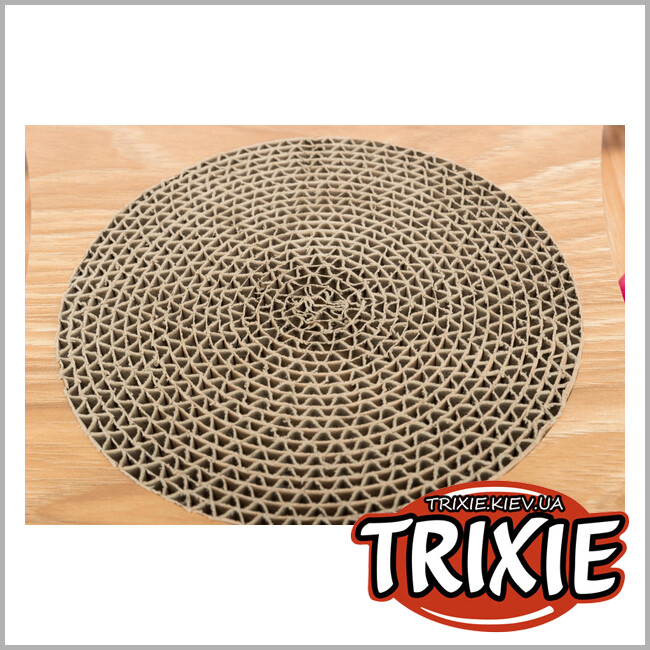 ТРІКСІ Україна - Дерев'яний драпак з іграшками TRIXIE Scratching Cardboard with Wooden Frame (35*4*35 см)