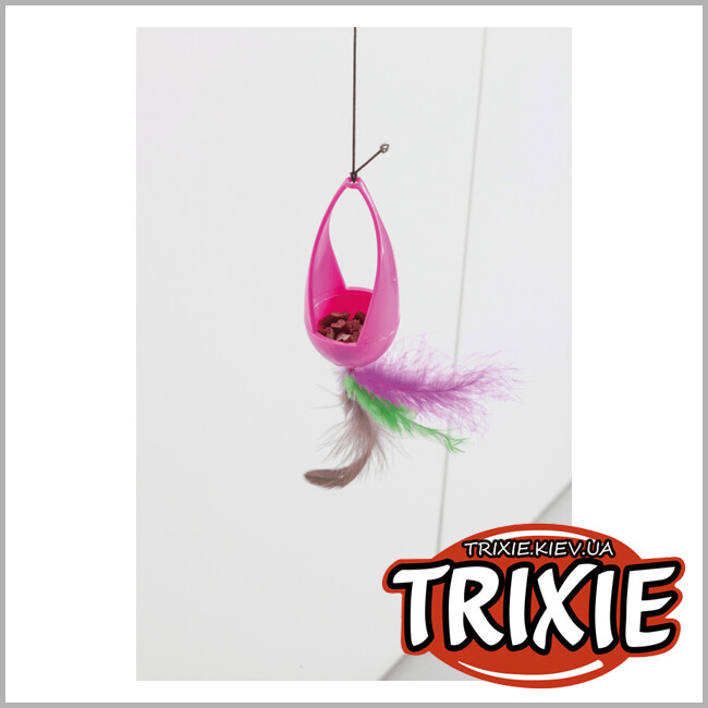 ТРИКСИ Украина - Игрушка-кормушка TRIXIE на дверь (9 см/190 см, с перьями/розовая)
