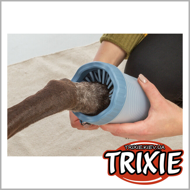 ТРИКСИ Украина - Средство щетка Trixie 25704 для собак для чистки лап силикон/PP синий S/M